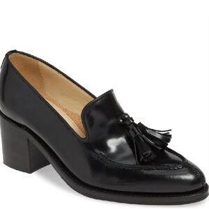Sleek Black Tassel Loafers for Women
